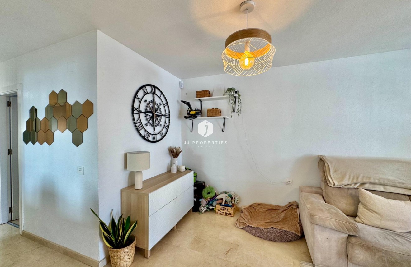 Aus zweiter Hand - Bungalow -
Orihuela Costa - Villamartín-las Filipinas