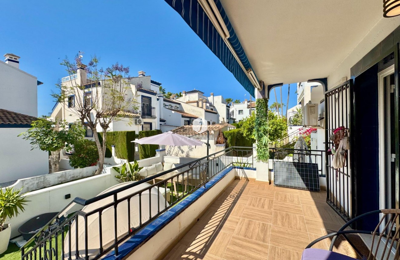 Aus zweiter Hand - Bungalow -
Orihuela Costa - Villamartín-las Filipinas