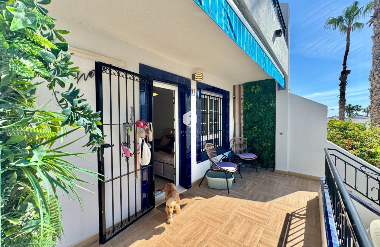 Aus zweiter Hand - Bungalow -
Orihuela Costa - Villamartín-las Filipinas
