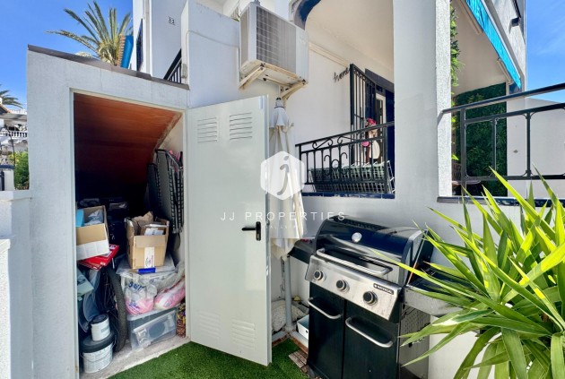 Aus zweiter Hand - Bungalow -
Orihuela Costa - Villamartín-las Filipinas
