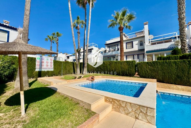 Aus zweiter Hand - Bungalow -
Orihuela Costa - Villamartín-las Filipinas