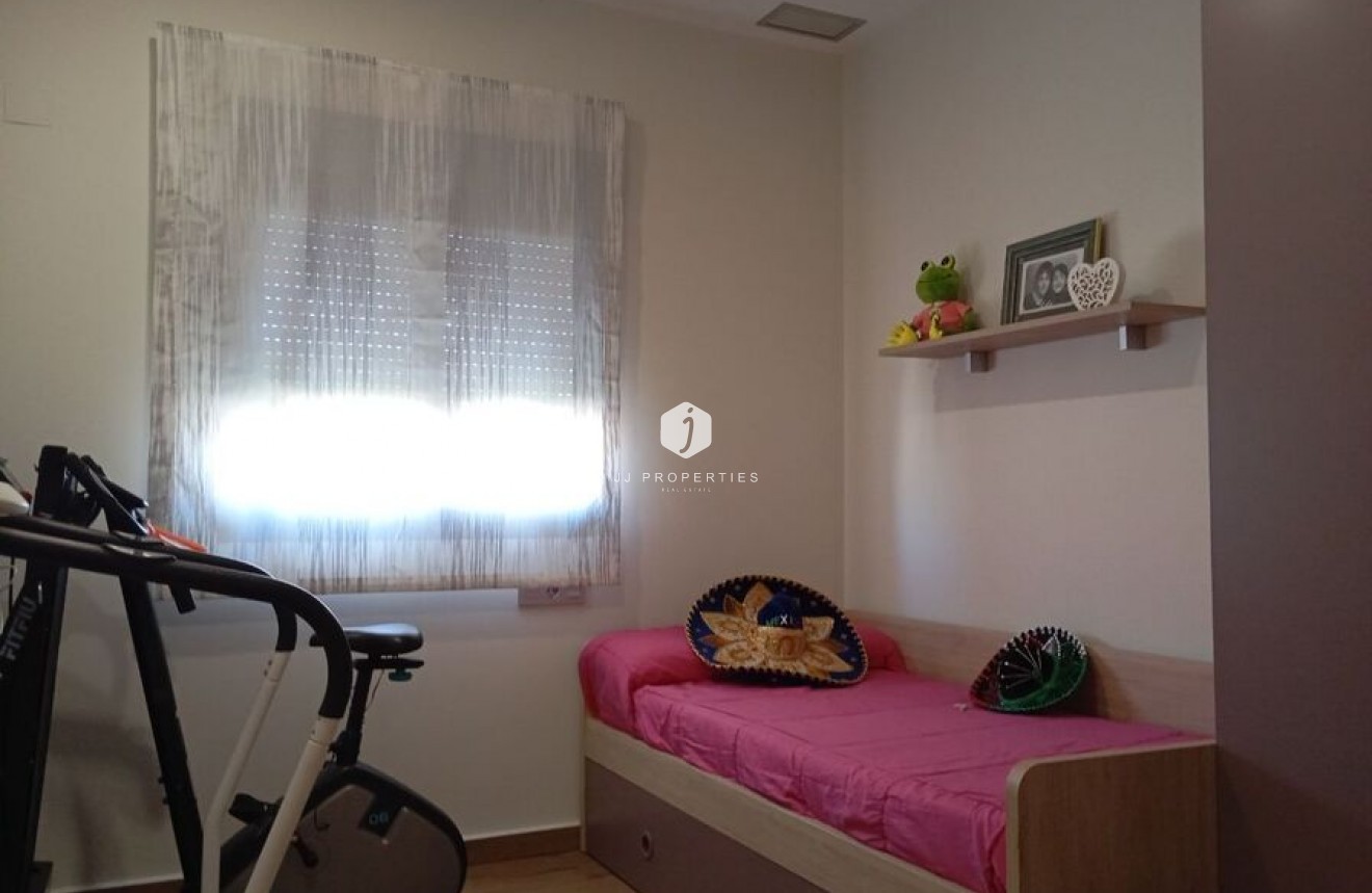 D'occasion - Villa -
Daya Nueva - Costa Blanca