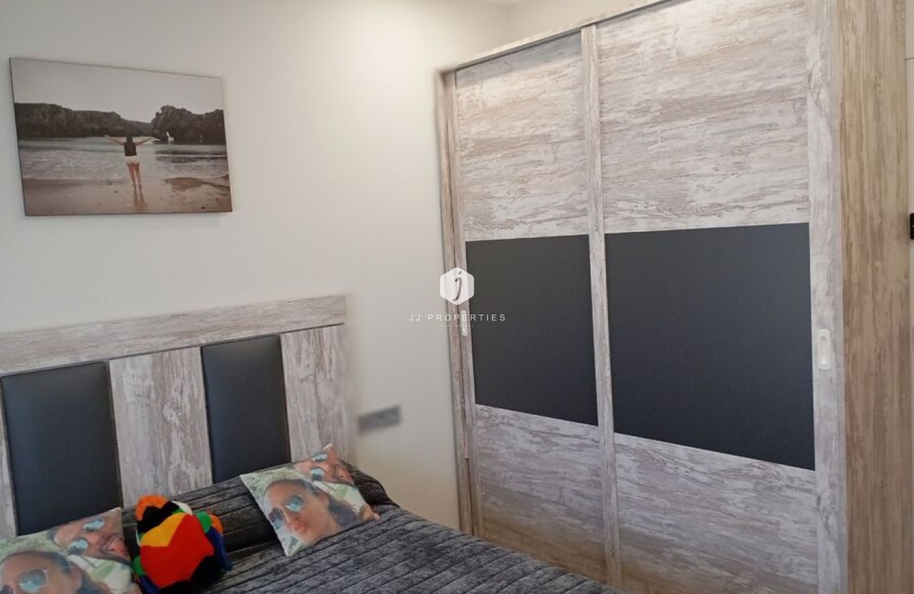 D'occasion - Villa -
Daya Nueva - Costa Blanca