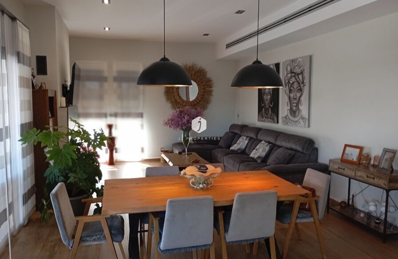 D'occasion - Villa -
Daya Nueva - Costa Blanca