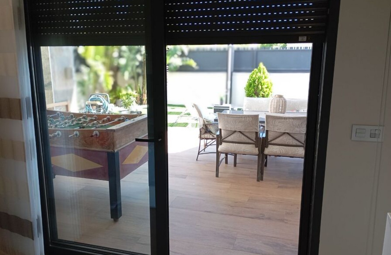 D'occasion - Villa -
Daya Nueva - Costa Blanca
