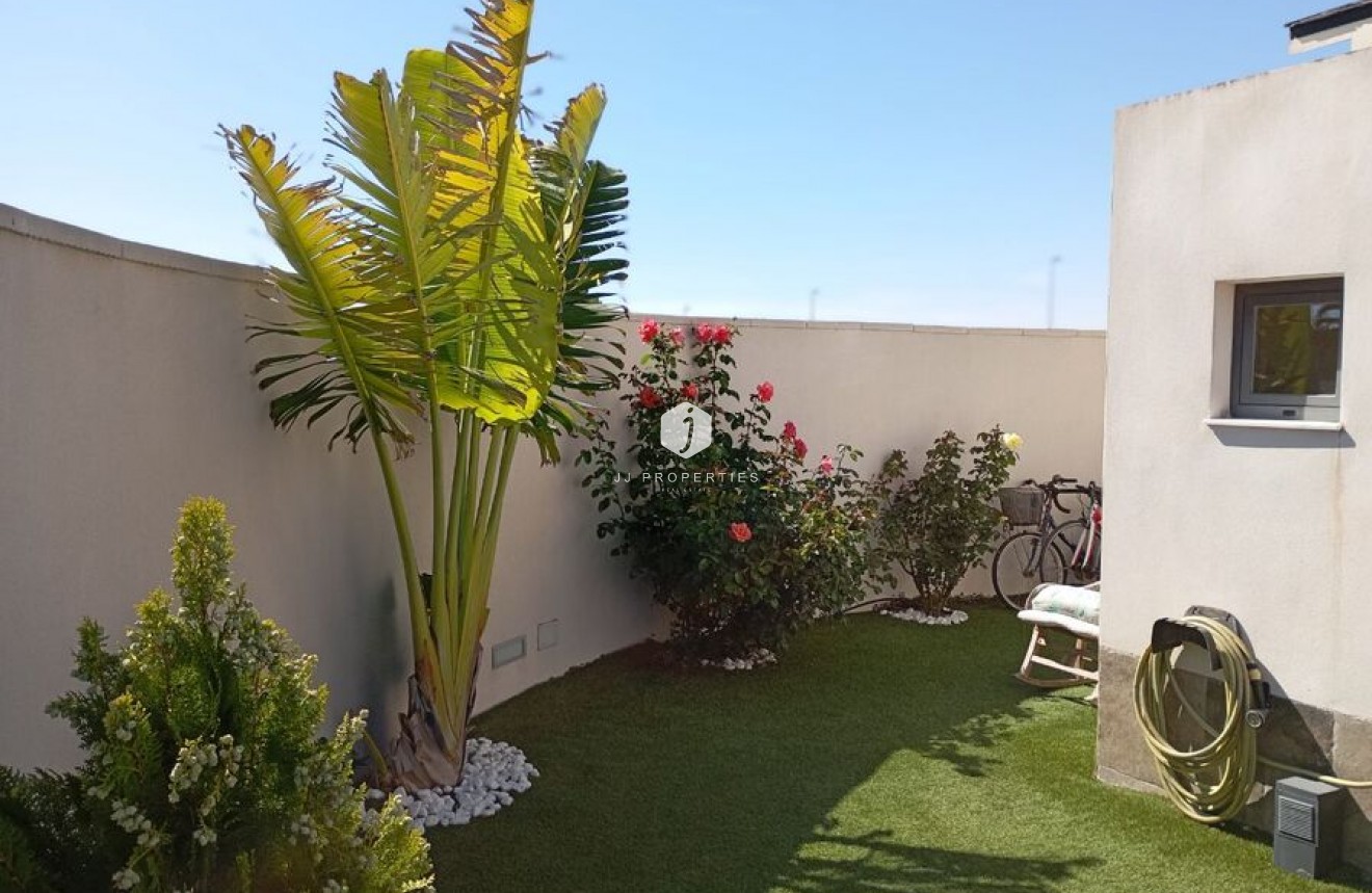 D'occasion - Villa -
Daya Nueva - Costa Blanca