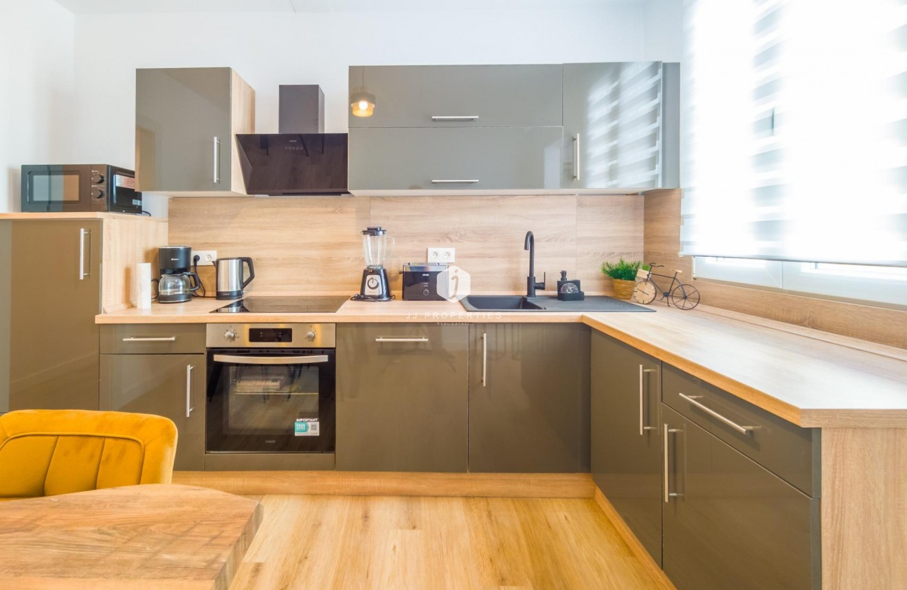 D'occasion - Appartement -
Torrevieja - Playa del Cura