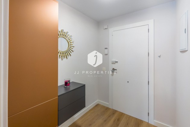 D'occasion - Appartement -
Torrevieja - Playa del Cura