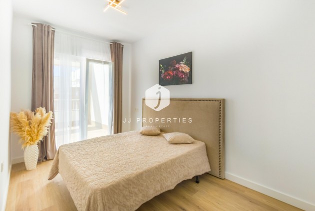 D'occasion - Appartement -
Torrevieja - Playa del Cura