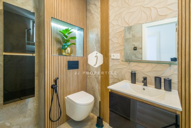 D'occasion - Appartement -
Torrevieja - Playa del Cura