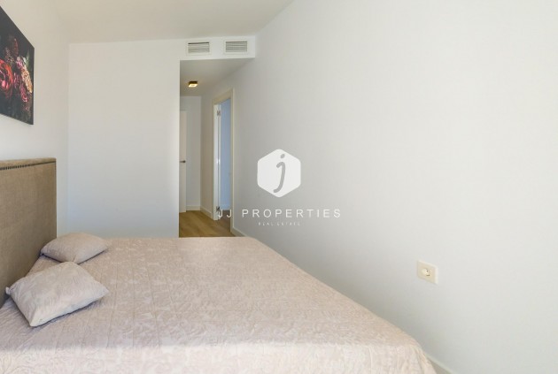 D'occasion - Appartement -
Torrevieja - Playa del Cura