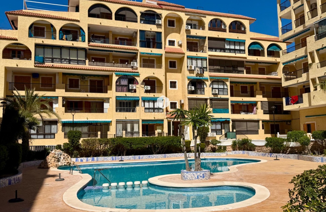 Aus zweiter Hand - Wohnung -
Torrevieja - La Mata Pueblo