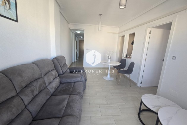 Resale - Apartment / flat -
Torrevieja - Centro