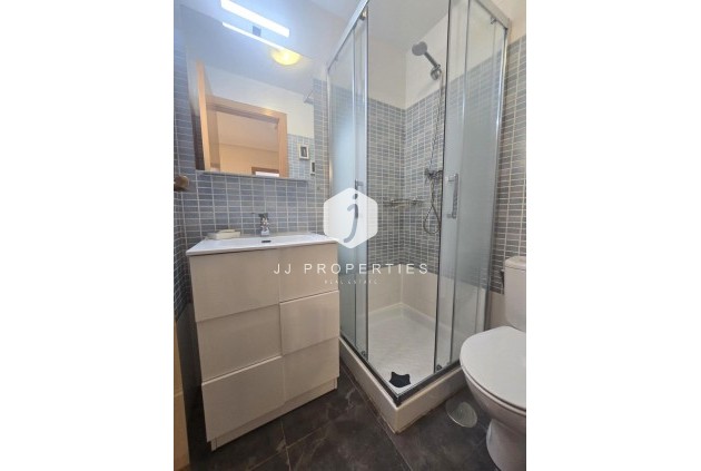 Resale - Apartment / flat -
Torrevieja - Centro