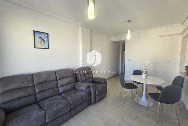Resale - Apartment / flat -
Torrevieja - Centro