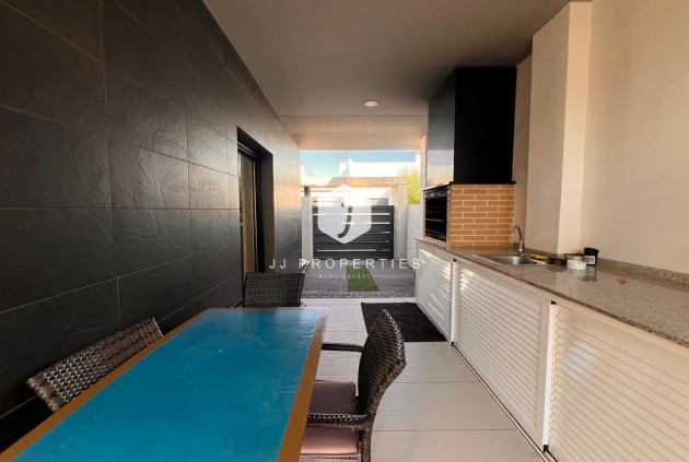 Z drugiej ręki - Villa -
Orihuela Costa - Lomas de Cabo Roig