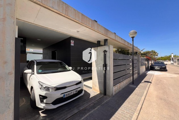 Z drugiej ręki - Villa -
Orihuela Costa - Lomas de Cabo Roig