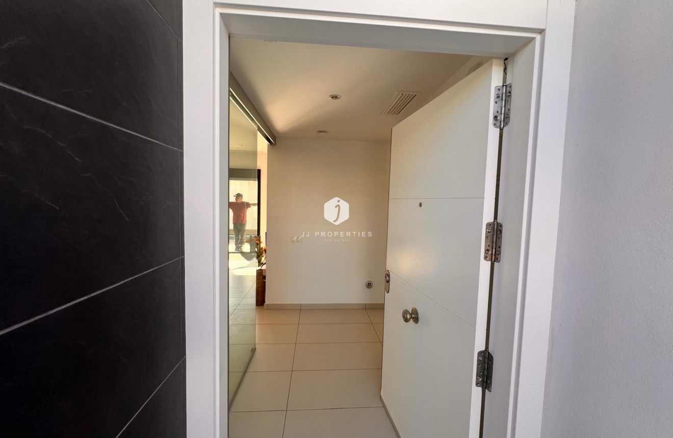 Z drugiej ręki - Villa -
Orihuela Costa - Lomas de Cabo Roig