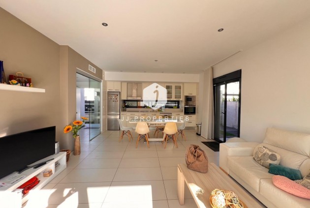 Z drugiej ręki - Villa -
Orihuela Costa - Lomas de Cabo Roig