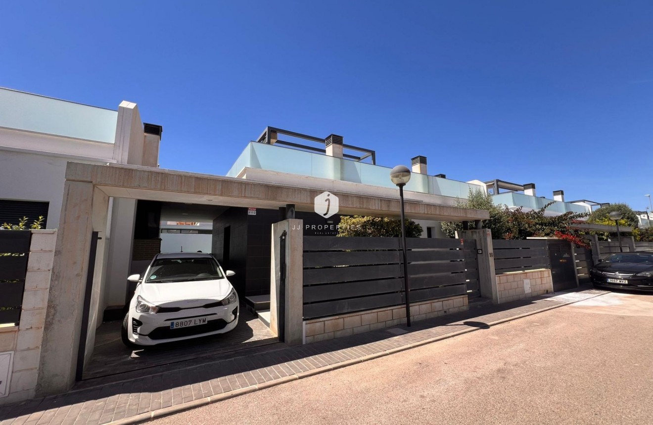 Z drugiej ręki - Villa -
Orihuela Costa - Lomas de Cabo Roig