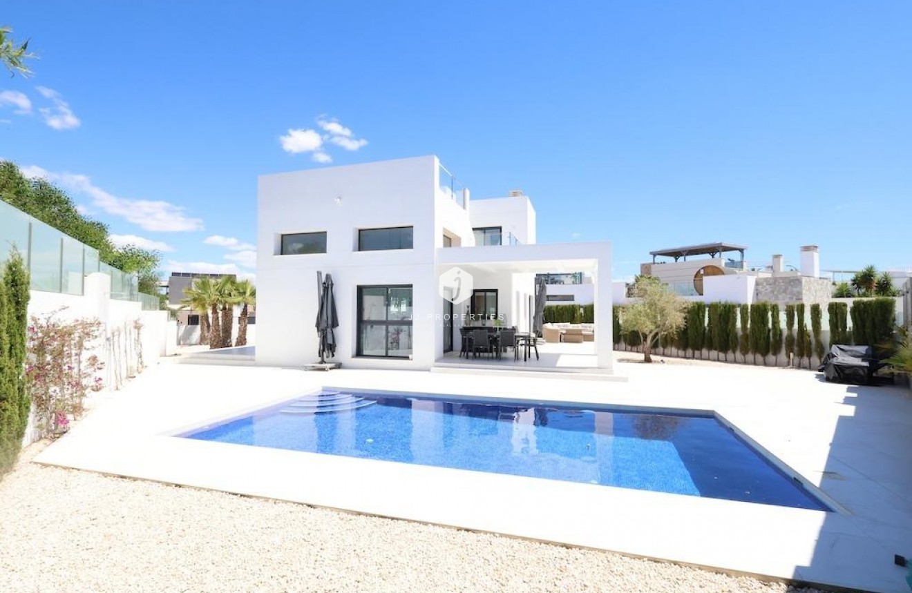 D'occasion - Villa -
Rojales - Inland