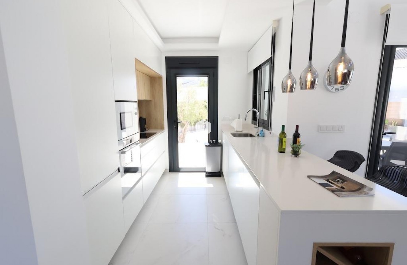 D'occasion - Villa -
Rojales - Inland