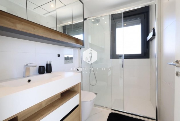 D'occasion - Villa -
Rojales - Inland