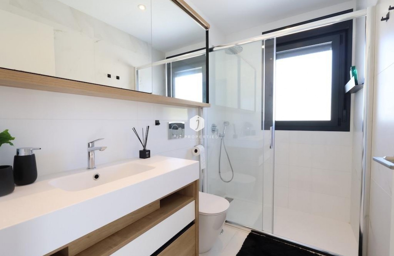 D'occasion - Villa -
Rojales - Inland