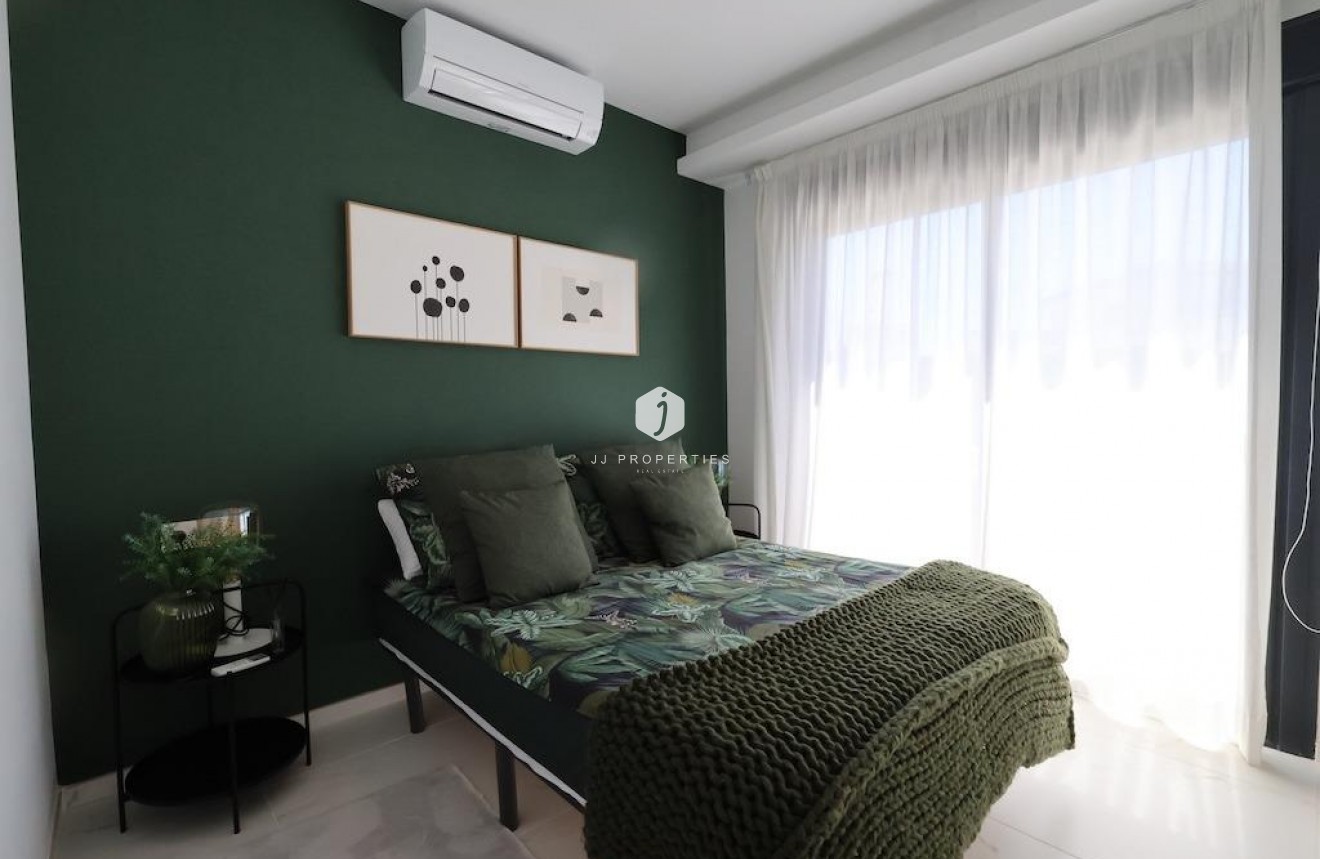 D'occasion - Villa -
Rojales - Inland