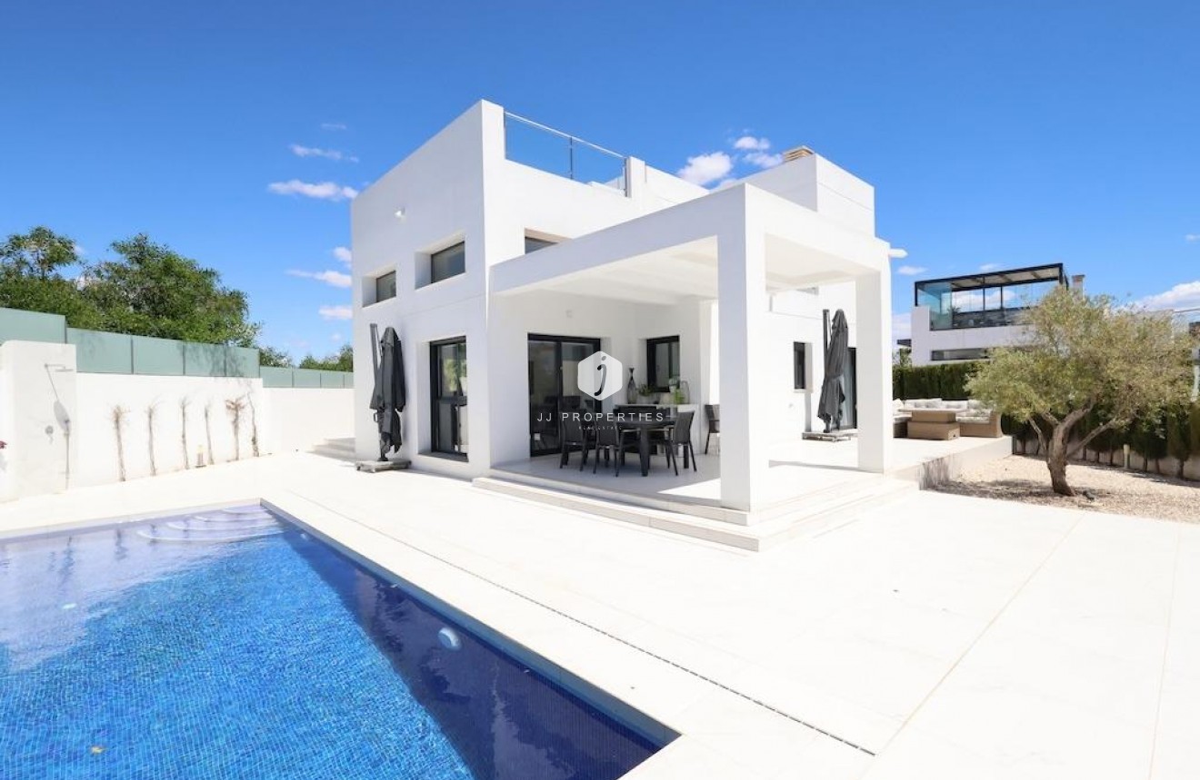 D'occasion - Villa -
Rojales - Inland