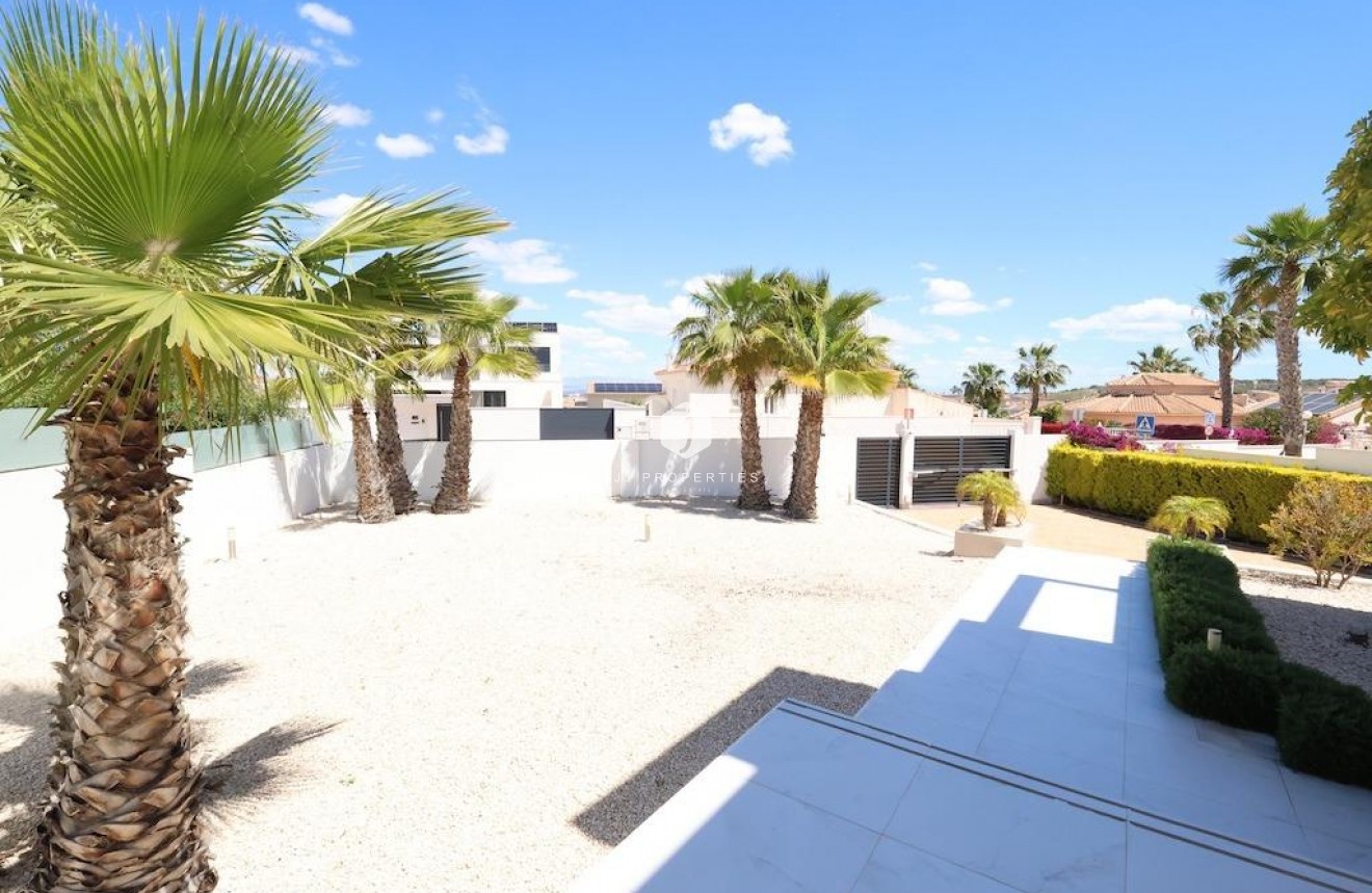 D'occasion - Villa -
Rojales - Inland