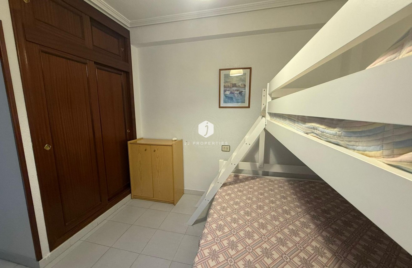 Resale - Apartment / flat -
Torrevieja - Acequion