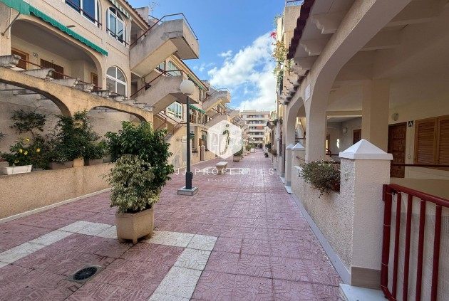 Resale - Apartment / flat -
Torrevieja - Acequion
