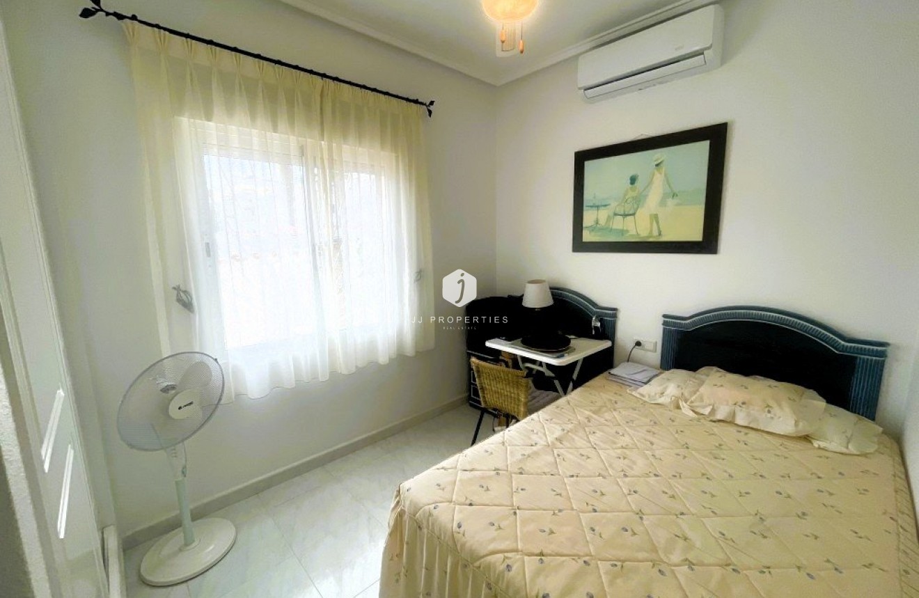 D'occasion - Villa -
Ciudad Quesada - Costa Blanca