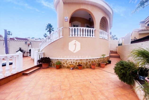D'occasion - Villa -
Ciudad Quesada - Costa Blanca
