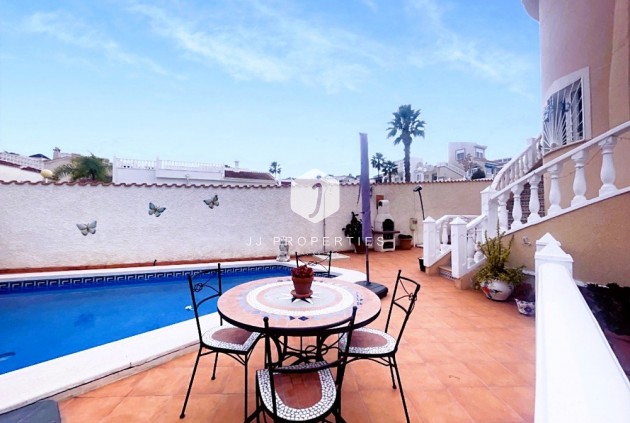 D'occasion - Villa -
Ciudad Quesada - Costa Blanca