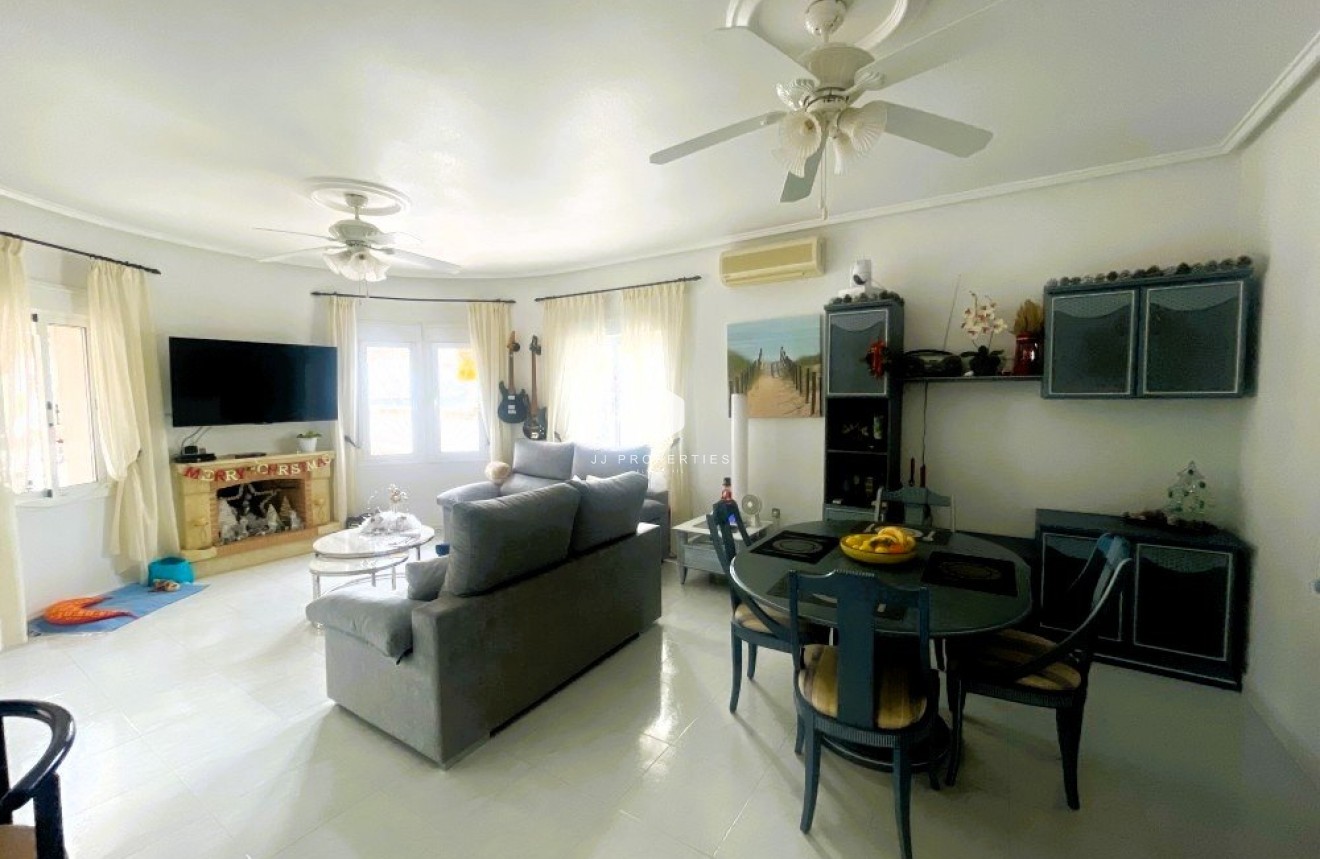 D'occasion - Villa -
Ciudad Quesada - Costa Blanca