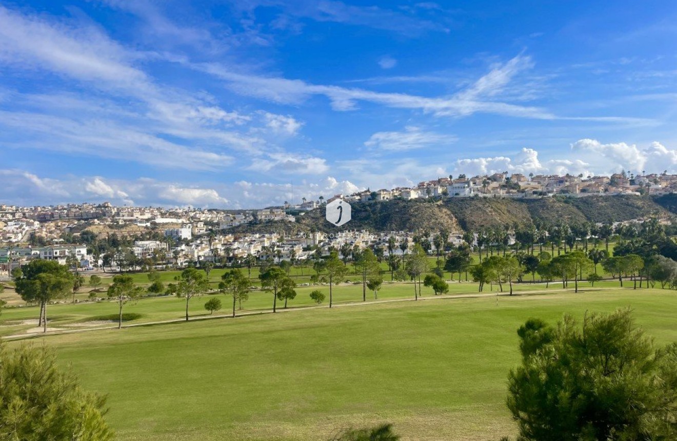 D'occasion - Villa -
Ciudad Quesada - Costa Blanca