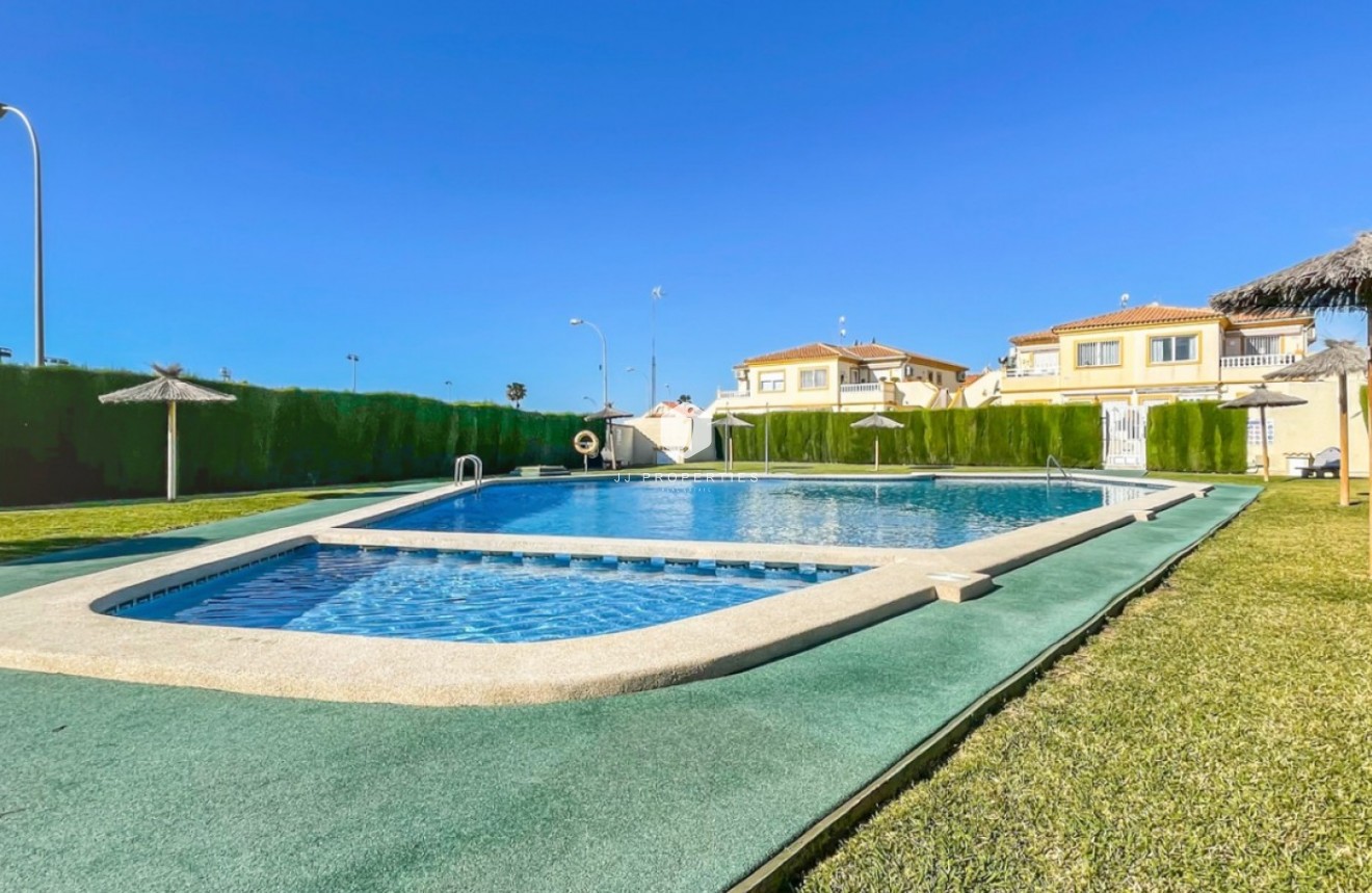 D'occasion - Bungalow -
Orihuela Costa - Costa Blanca