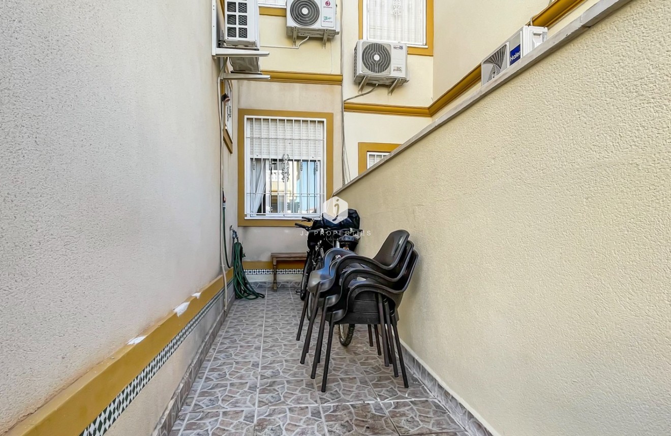 D'occasion - Bungalow -
Orihuela Costa - Costa Blanca