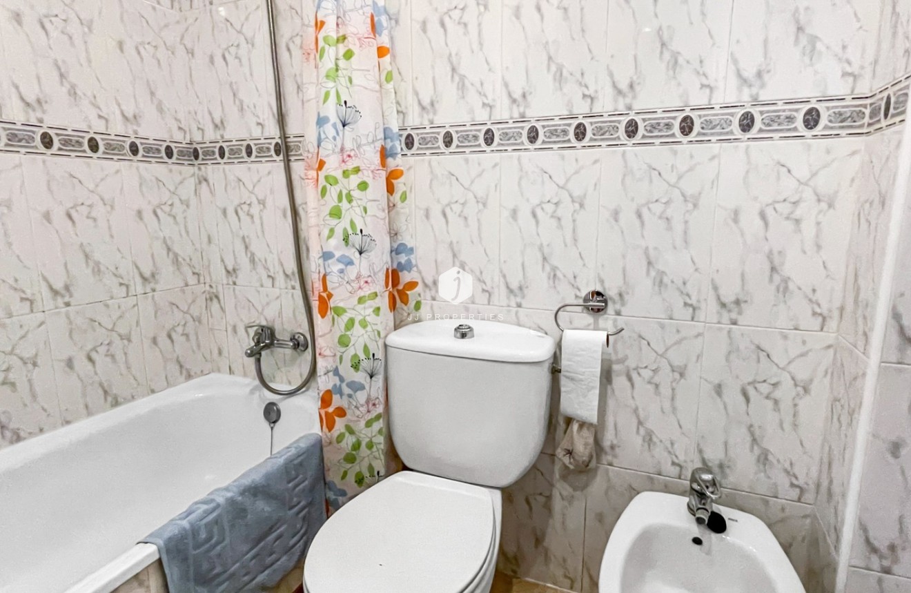 D'occasion - Bungalow -
Orihuela Costa - Costa Blanca