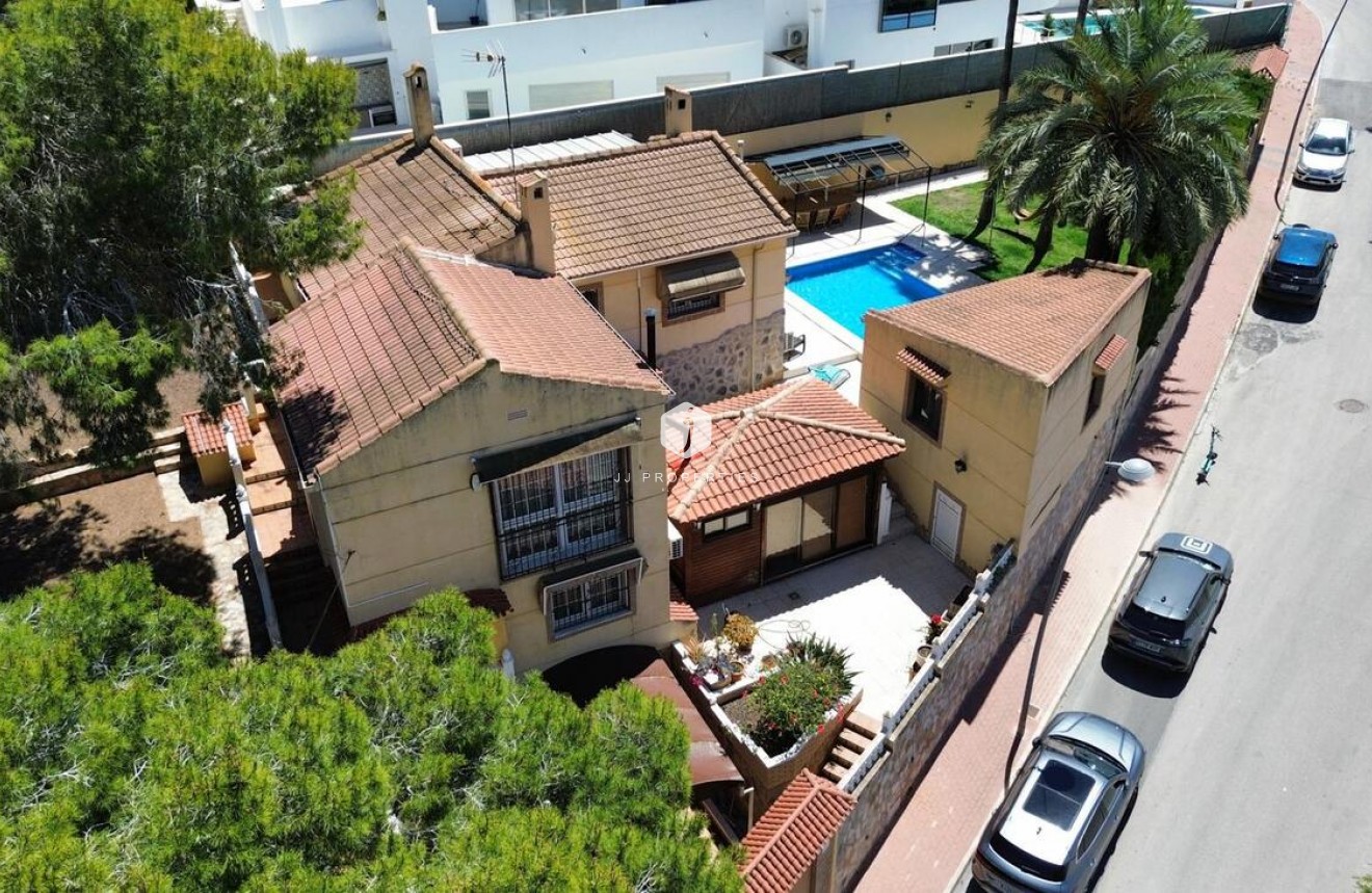 D'occasion - Villa -
Los Balcones - Costa Blanca