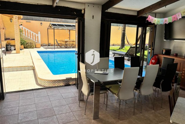 D'occasion - Villa -
Los Balcones - Costa Blanca