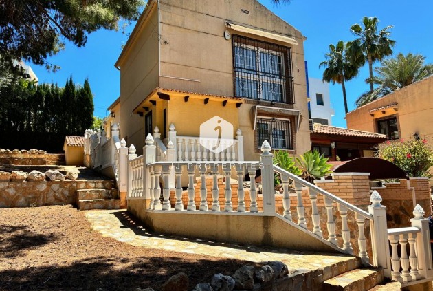 D'occasion - Villa -
Los Balcones - Costa Blanca