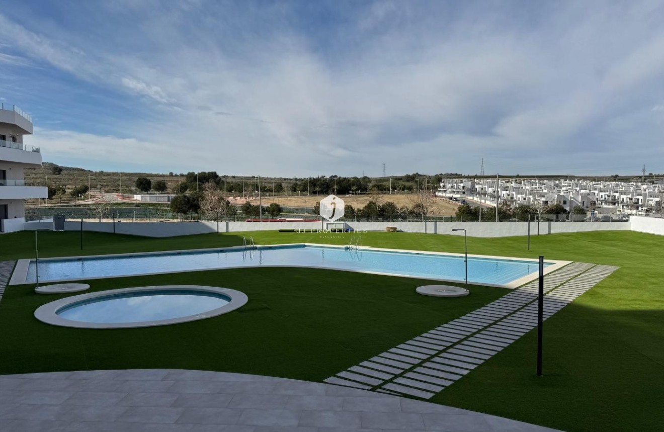 Z drugiej ręki - Mieszkanie w bloku -
Orihuela Costa - Costa Blanca