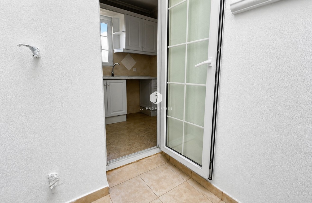 Resale - Chalet -
Orihuela Costa - Costa Blanca