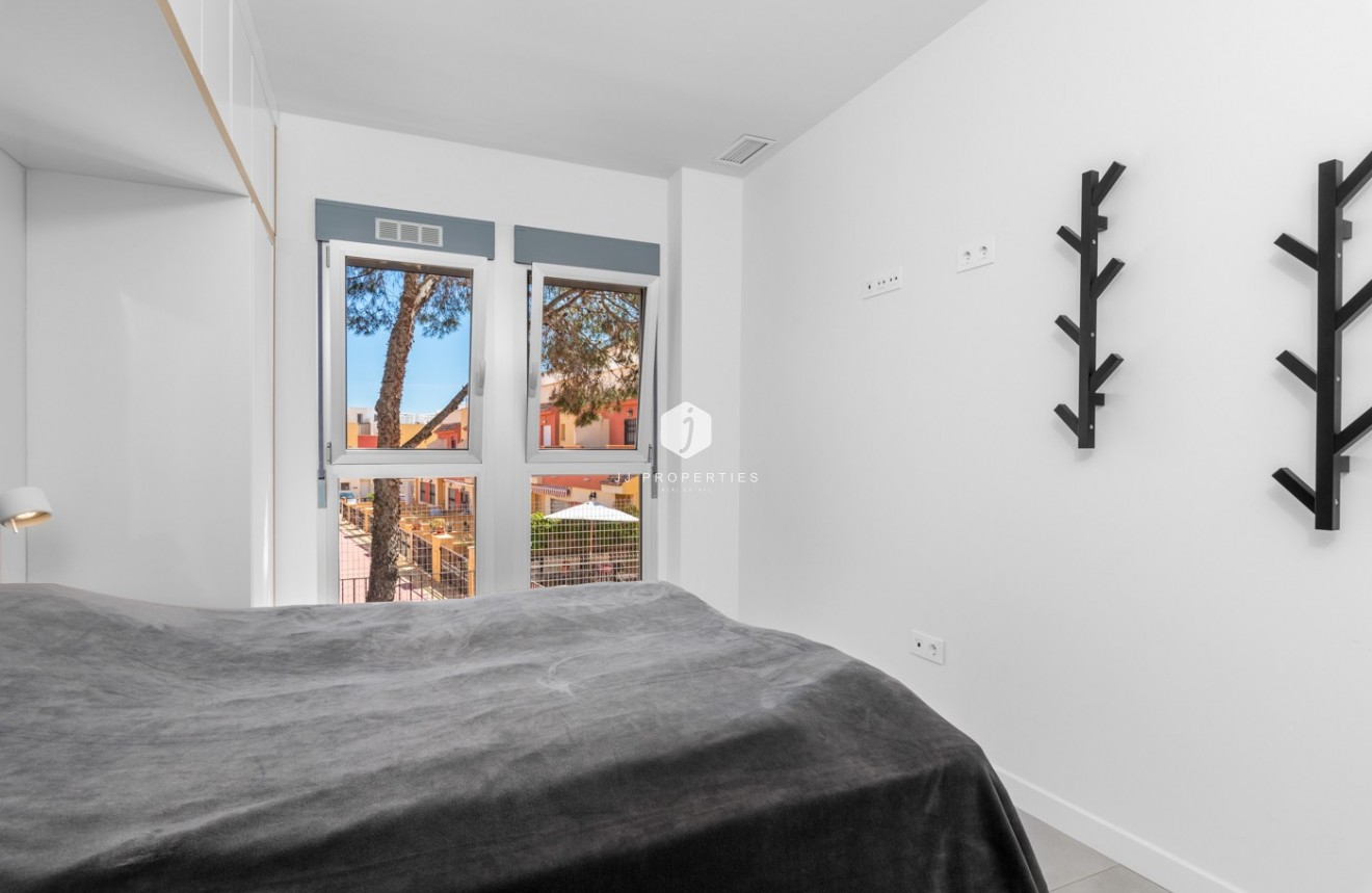 D'occasion - Appartement -
Orihuela Costa - Costa Blanca