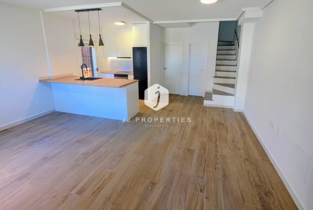 Resale - Villa -
Orihuela Costa - Costa Blanca