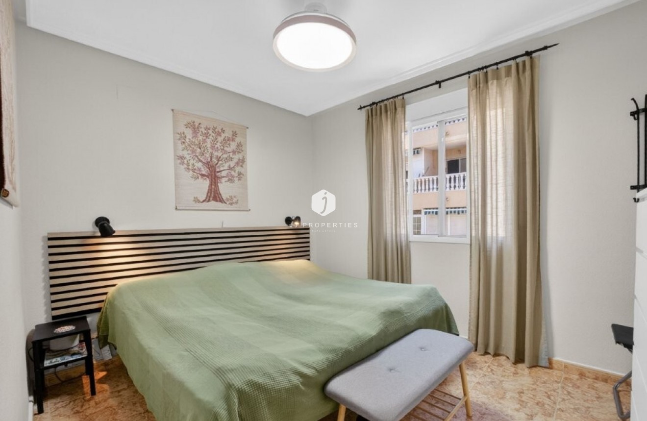 Tweedehands - Appartement / flat -
Torrevieja - Costa Blanca