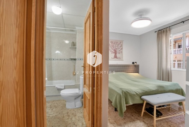 Tweedehands - Appartement / flat -
Torrevieja - Costa Blanca